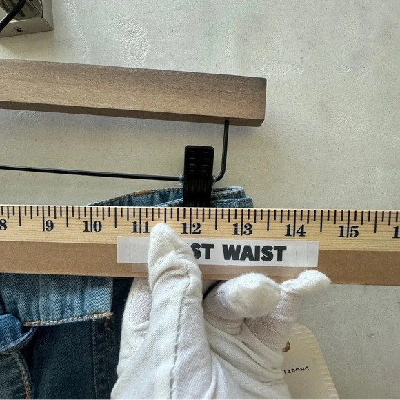 NWT Billabong || Girl’s Chambray Denim Shorts Sz. 12 - Picture 10 of 12